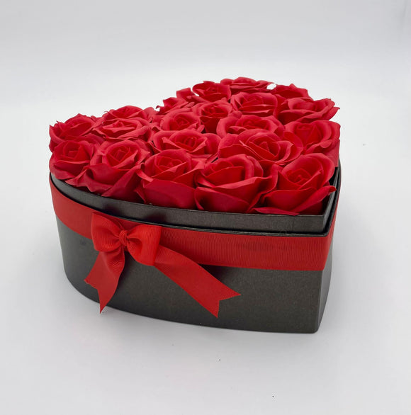 Red Roses Gift Box in Heart Shaped Presentation Box